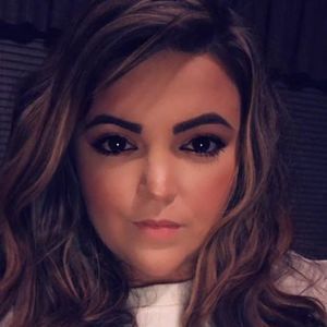 Meet your Posher, Mandee